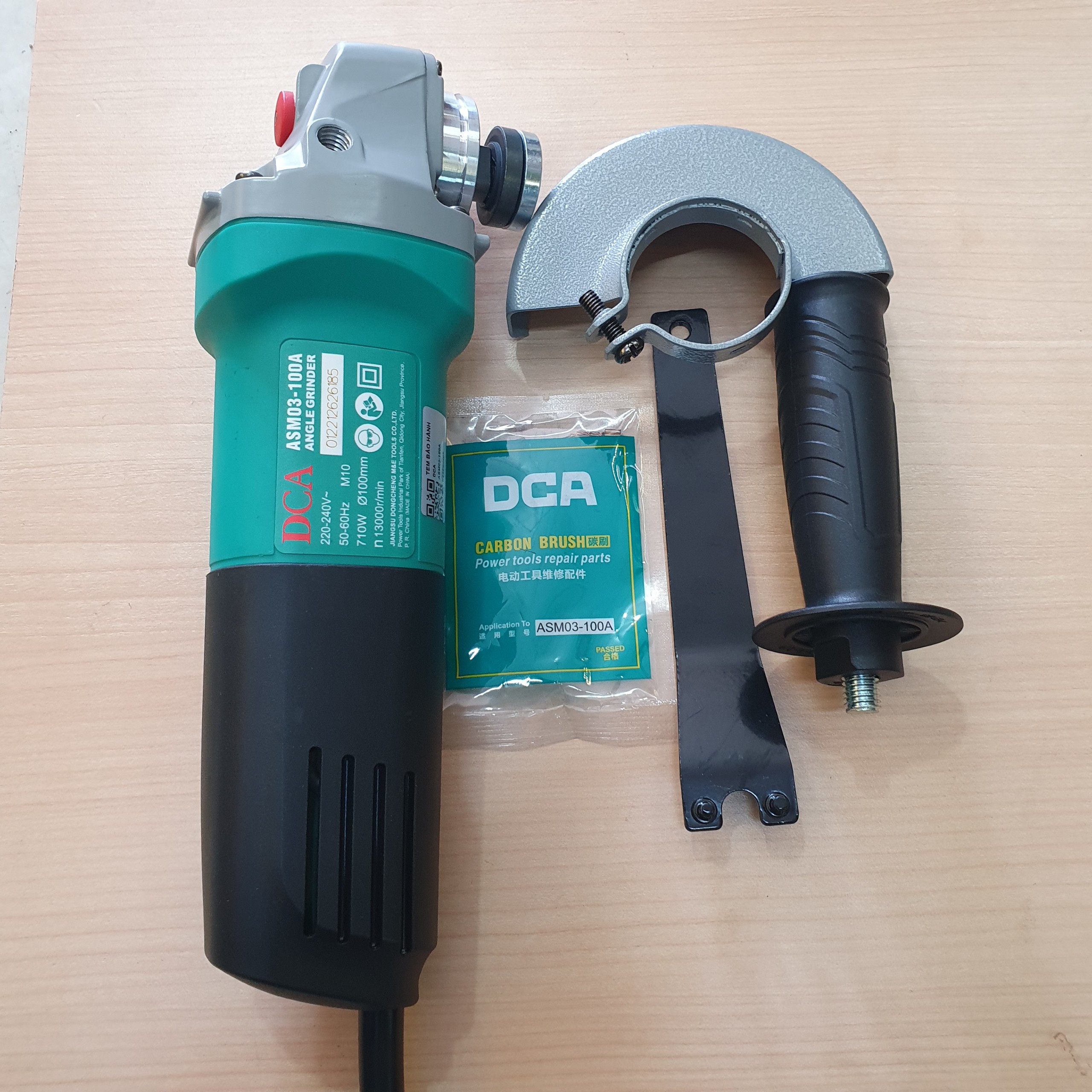 Máy mài góc 710w dca asm03-100a