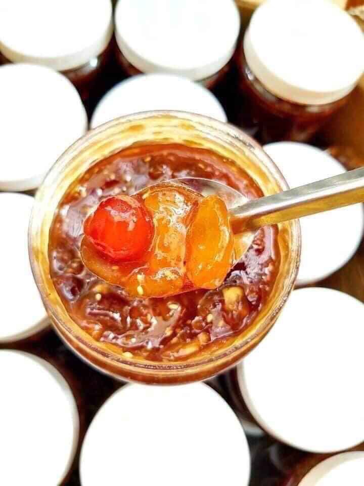 Me ngào hạt dẻo chùm ruột  ( hũ 900gr)
