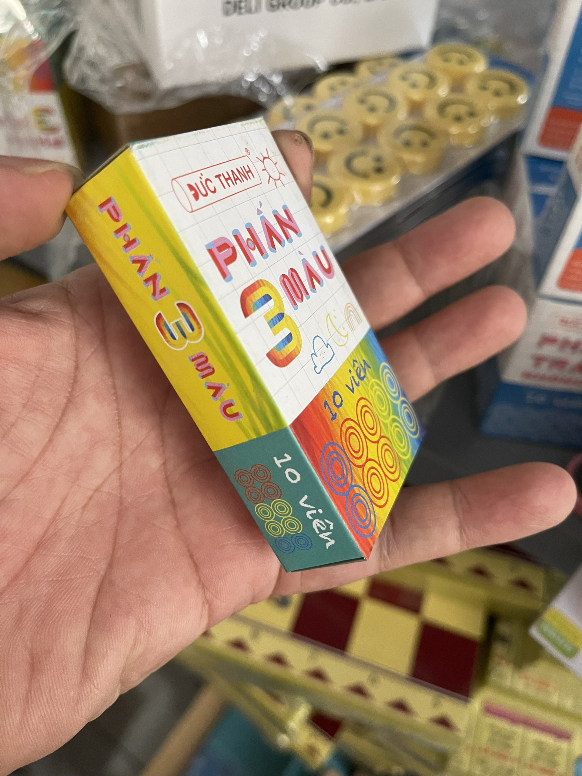 Hộp 10 viên Phấn 3 màu không bụi Đức Thanh