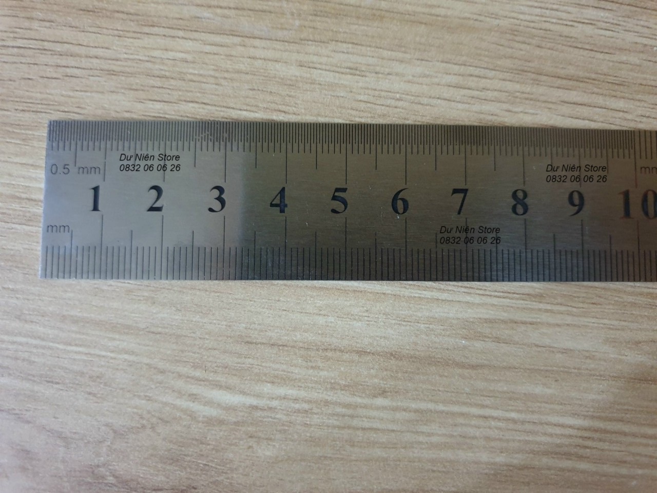Thước thẳng kim loại 30cm, 50cm, 60cm & 100cm.