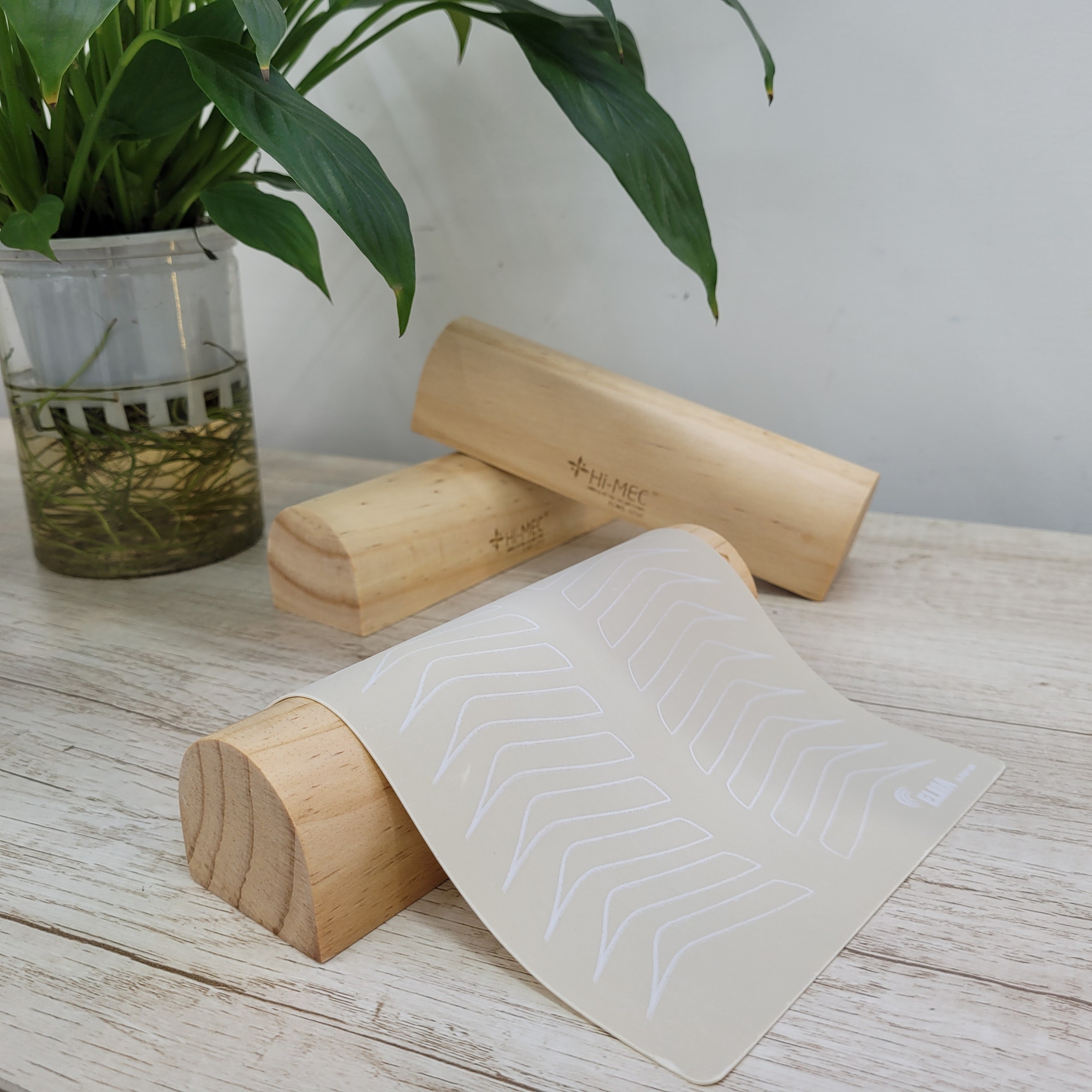 Miếng gỗ kê da giả tập phun xăm giá rẻ