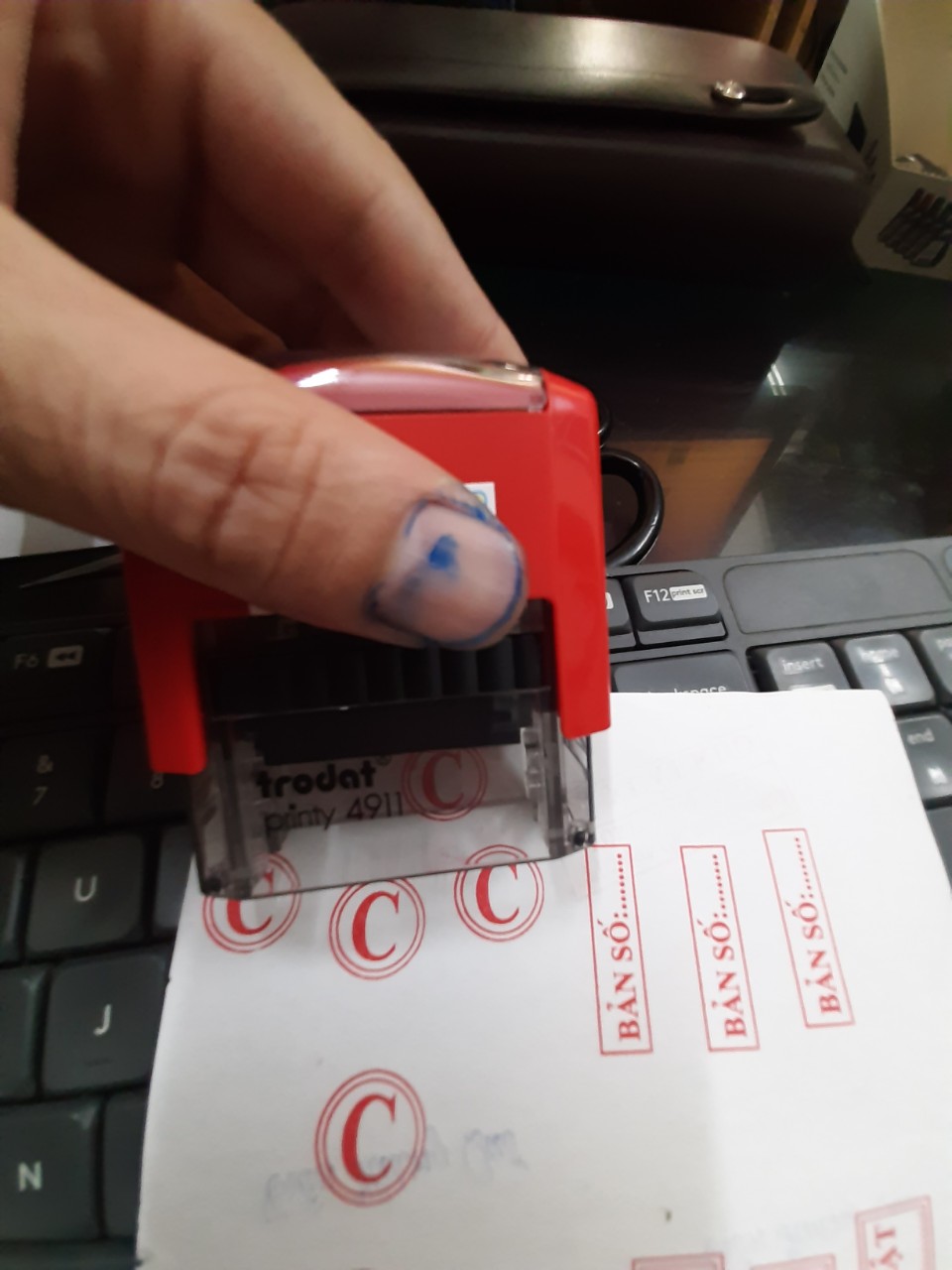 Con dấu chữ C (Chuẩn thông tư 24 BCA)