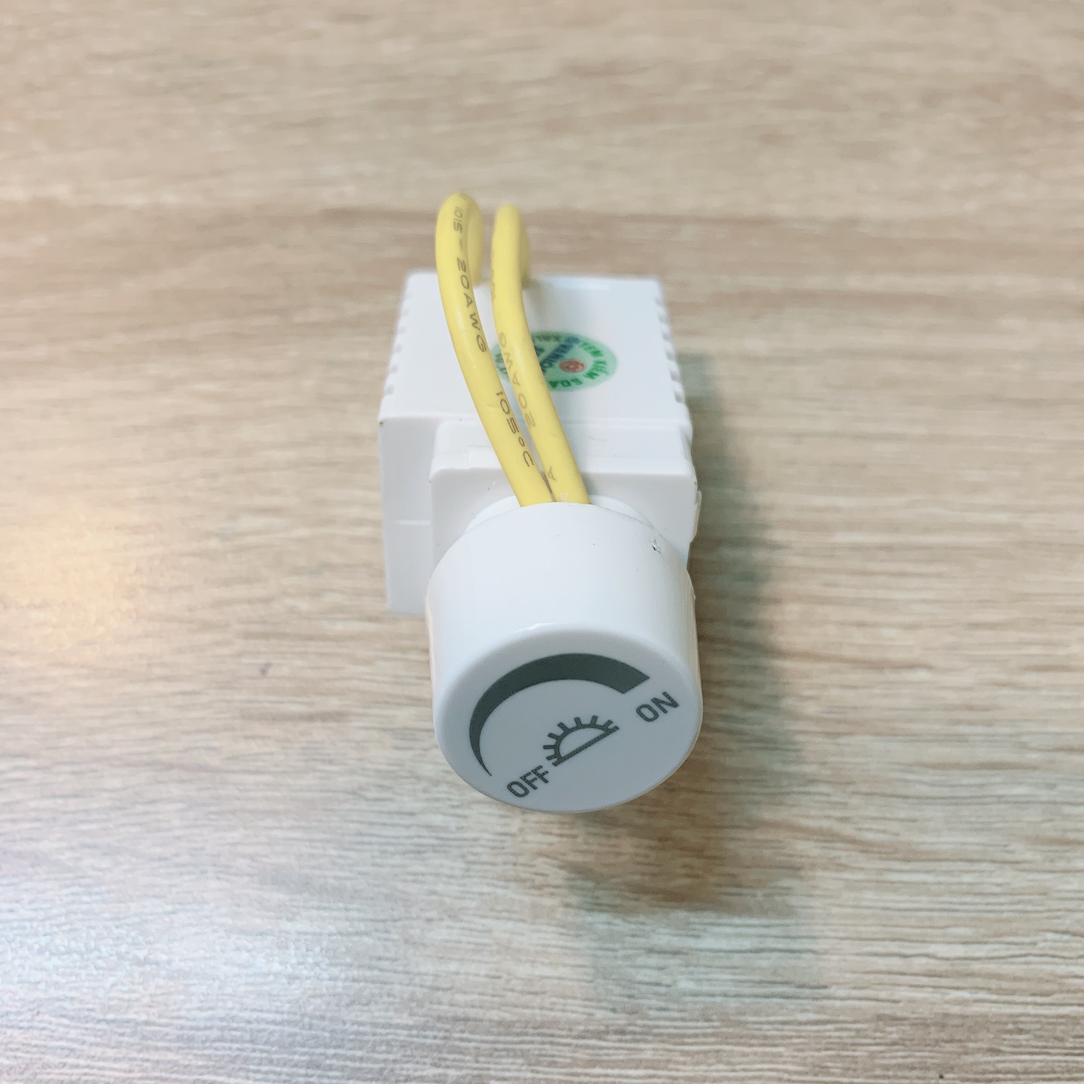 [HCM]Công tắc điều chỉnh tốc độ đèn  quạt ( chiến áp ) SINO