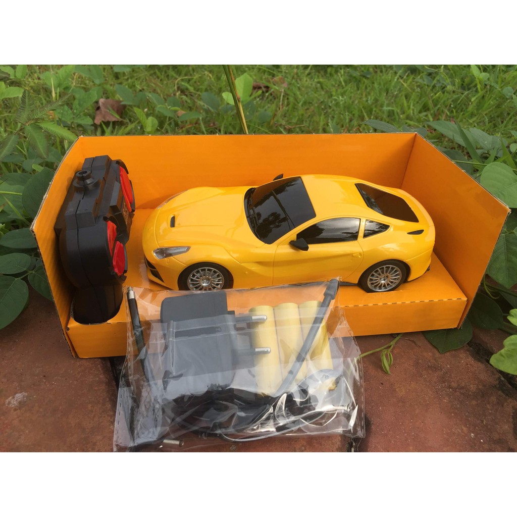 Xe điều khiển Ferrari 488 pin sạc