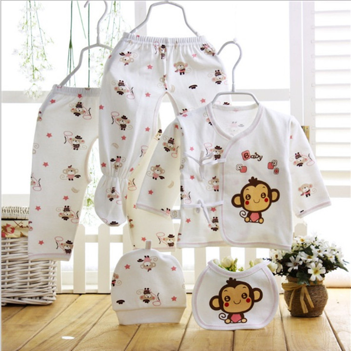 Quà tặng đầy tháng cho bé