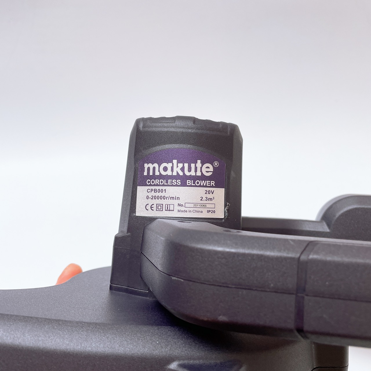 Thân Máy Thổi Bụi Dùng Pin Makute CPB001