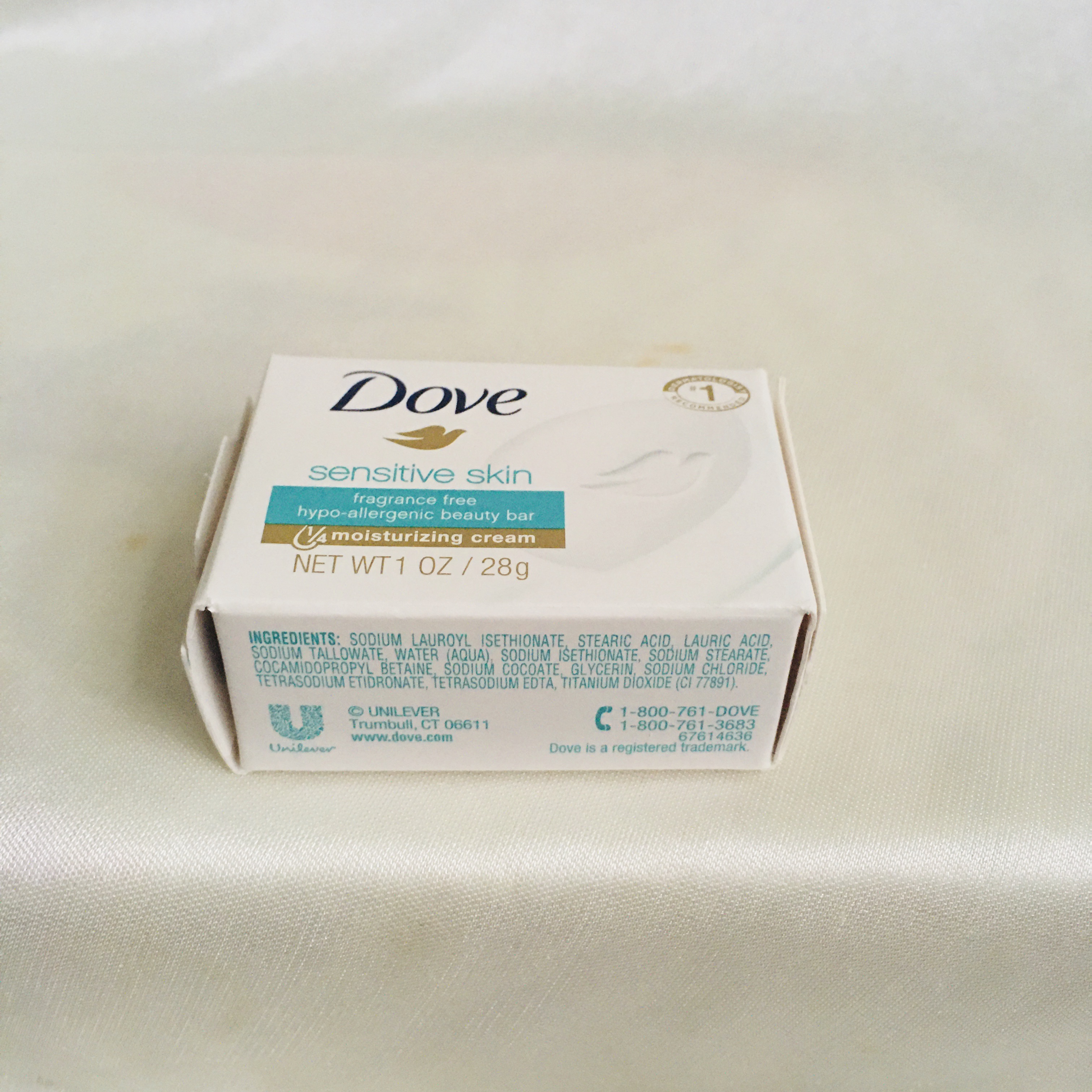 XÀ BÔNG DOVE MINI CHO DA NHẠY CẢM