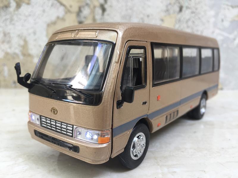 Mô hình xe Toyota Coaster 132 Sheng Hui  MoHinhXevn
