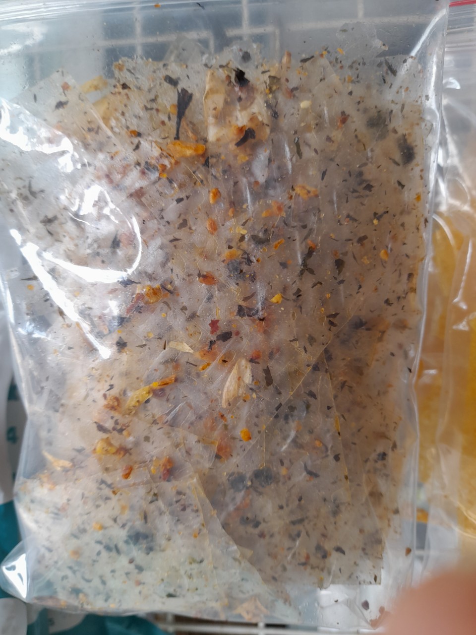Bánh Tráng Trộn Rong Biển