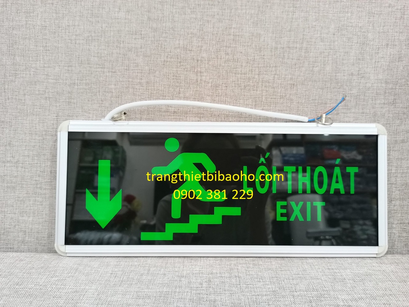 Bảng đèn chỉ dẫn exit dùng điện thoát hiểm 2 mặt