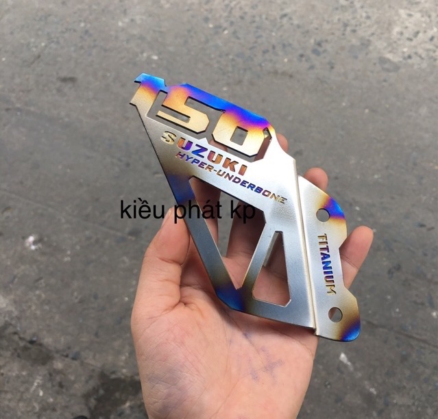Che pen Titan Raider Satria