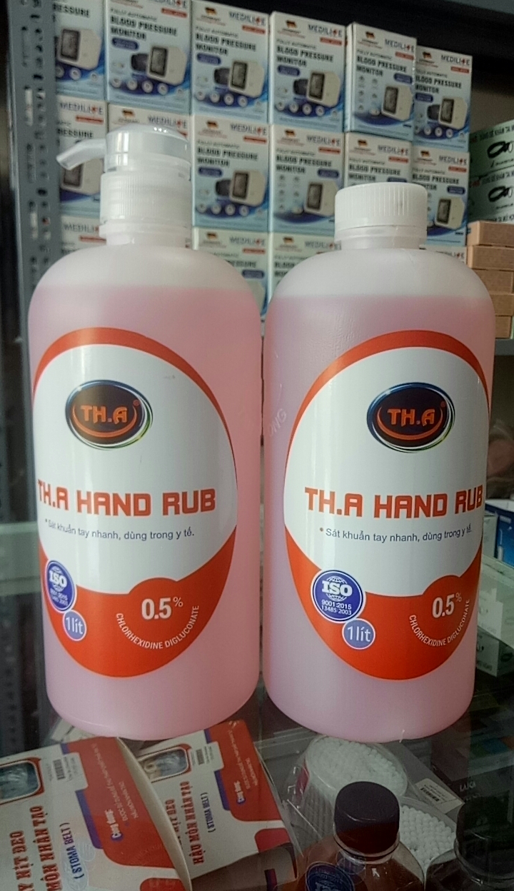Nước rửa tay sát khuẩn TH.A chai 1 lit (COMBO 2 CHAI)
