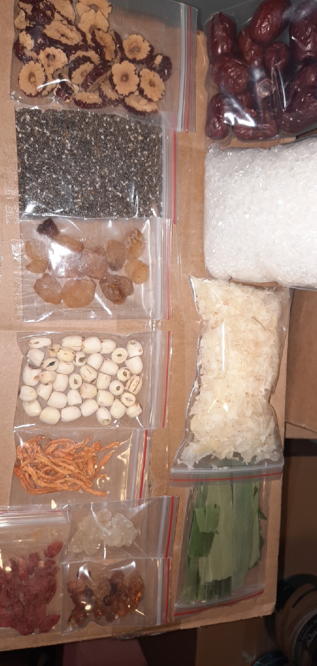 COMBO Nguyên Liệu Nấu Chè DƯỠNG NHAN (CHÈ TUYẾT YẾN )
