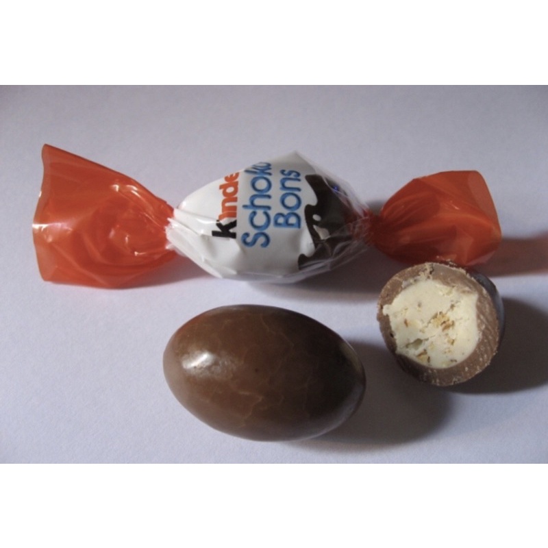 Kẹo socola Kinder Choco Bons nhân sữa và hạt phỉ hàng Nga