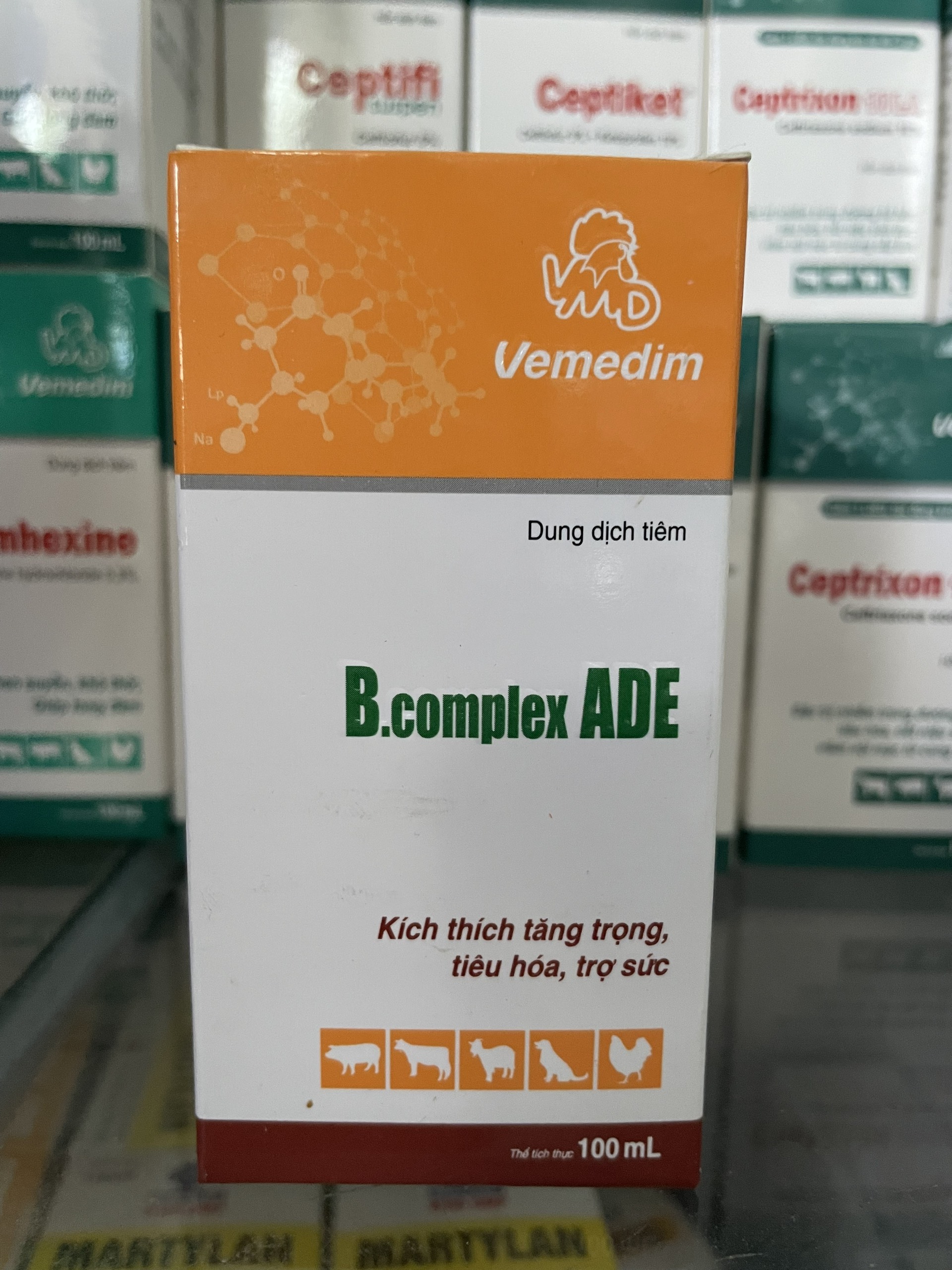 B.complex ade 100ml - kích thích tăng trọng, tiêu hóa, trợ sức.