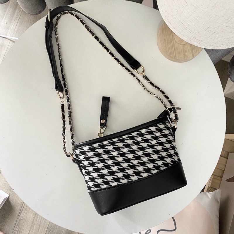 Túi Xách Hobo Mini Đeo Chéo Thời Trang VG2022
