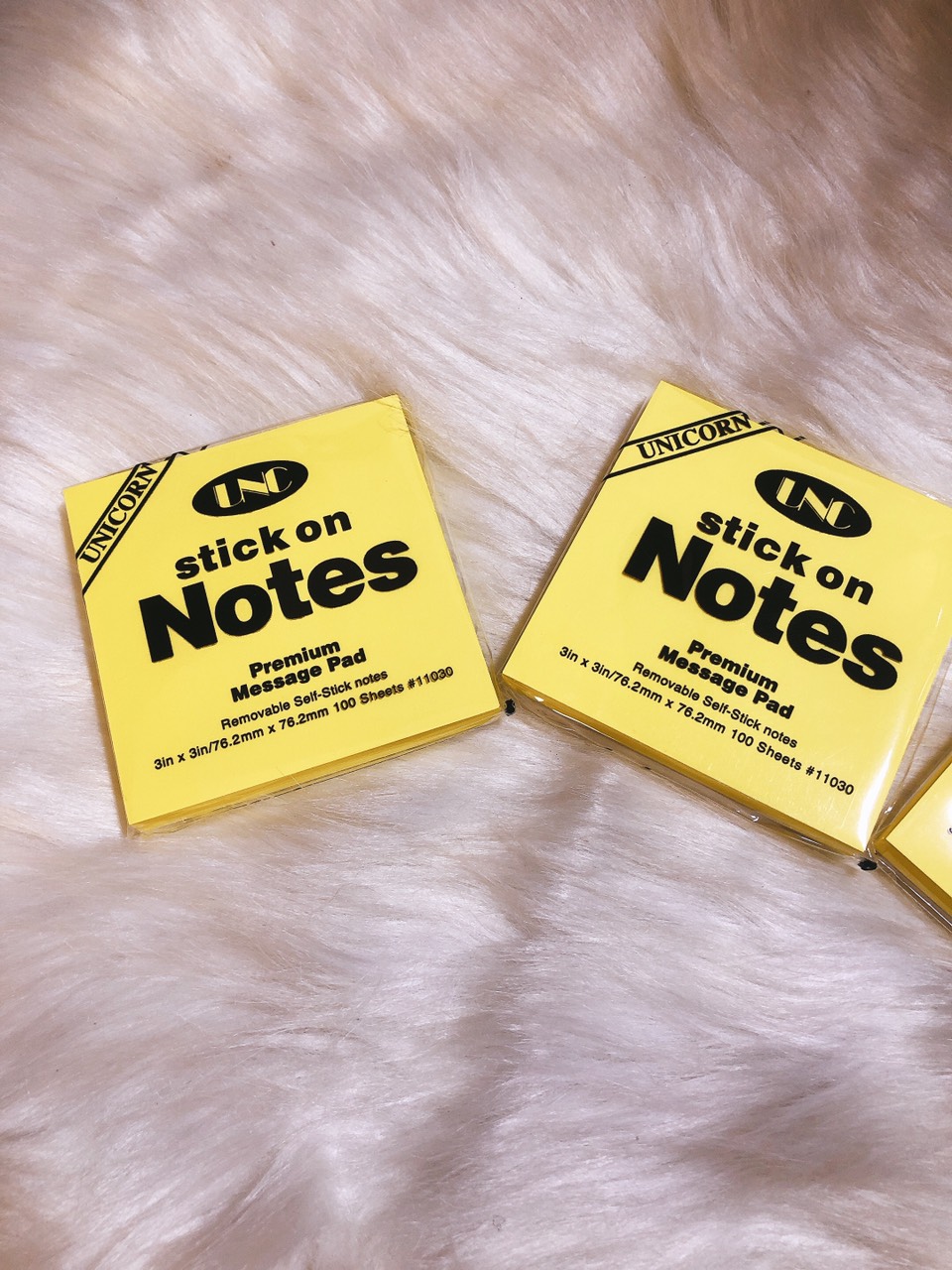 GIẤY NOTE GHI CHÚ DẠ QUANG ( 1 xấp )