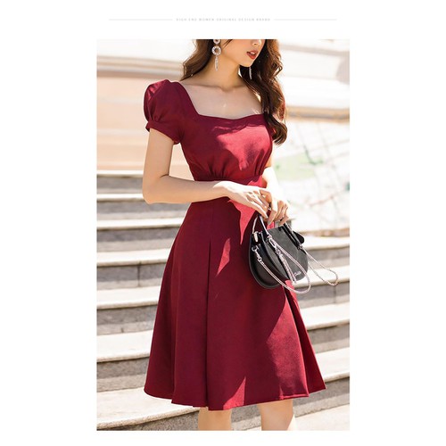 ĐẦM XÒE TIỂU THƯ XINH XẮN