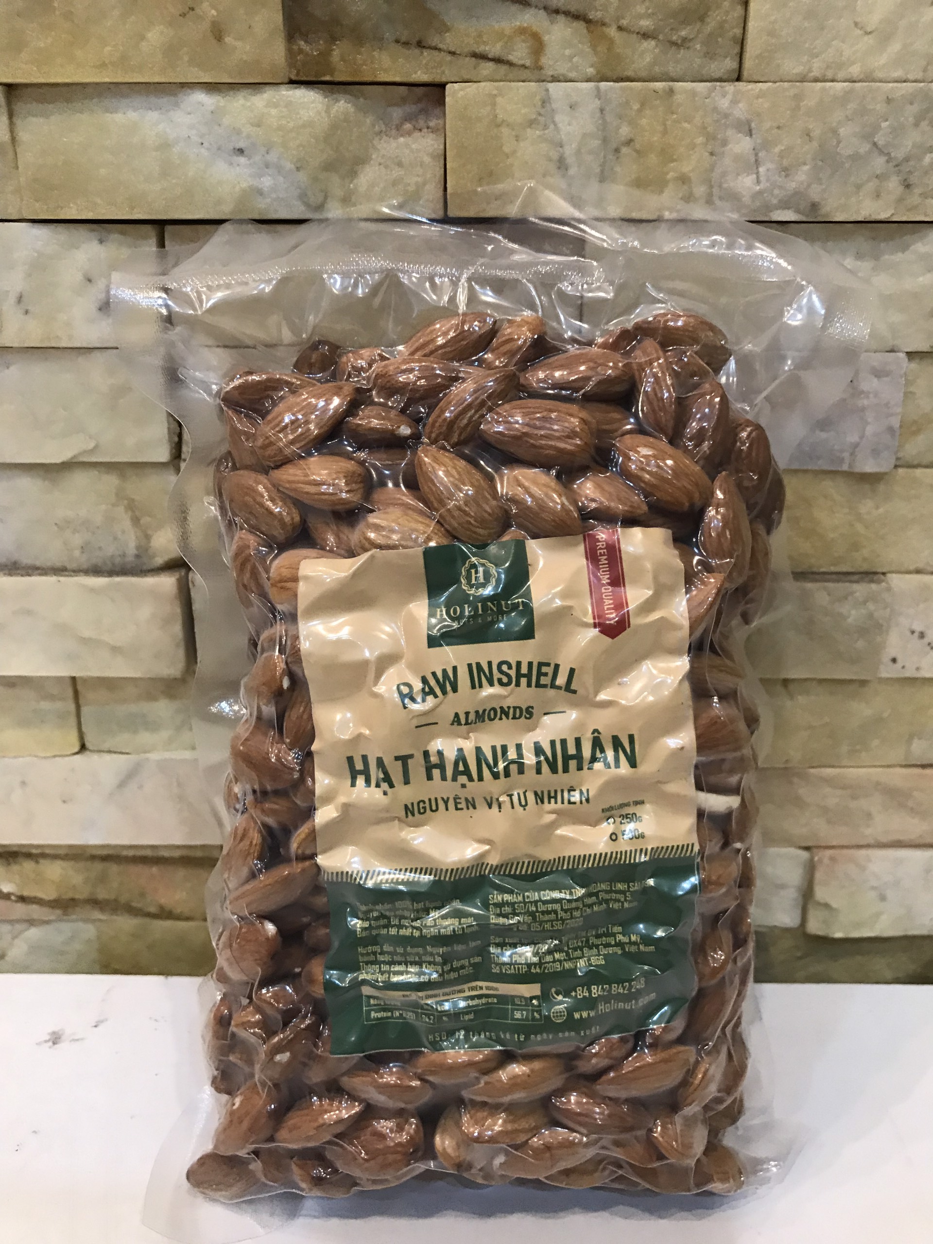 HẠNH NHÂN SỐNG LÀM LÀM SỮA Raw shell (gói 500 gram hút chân không)