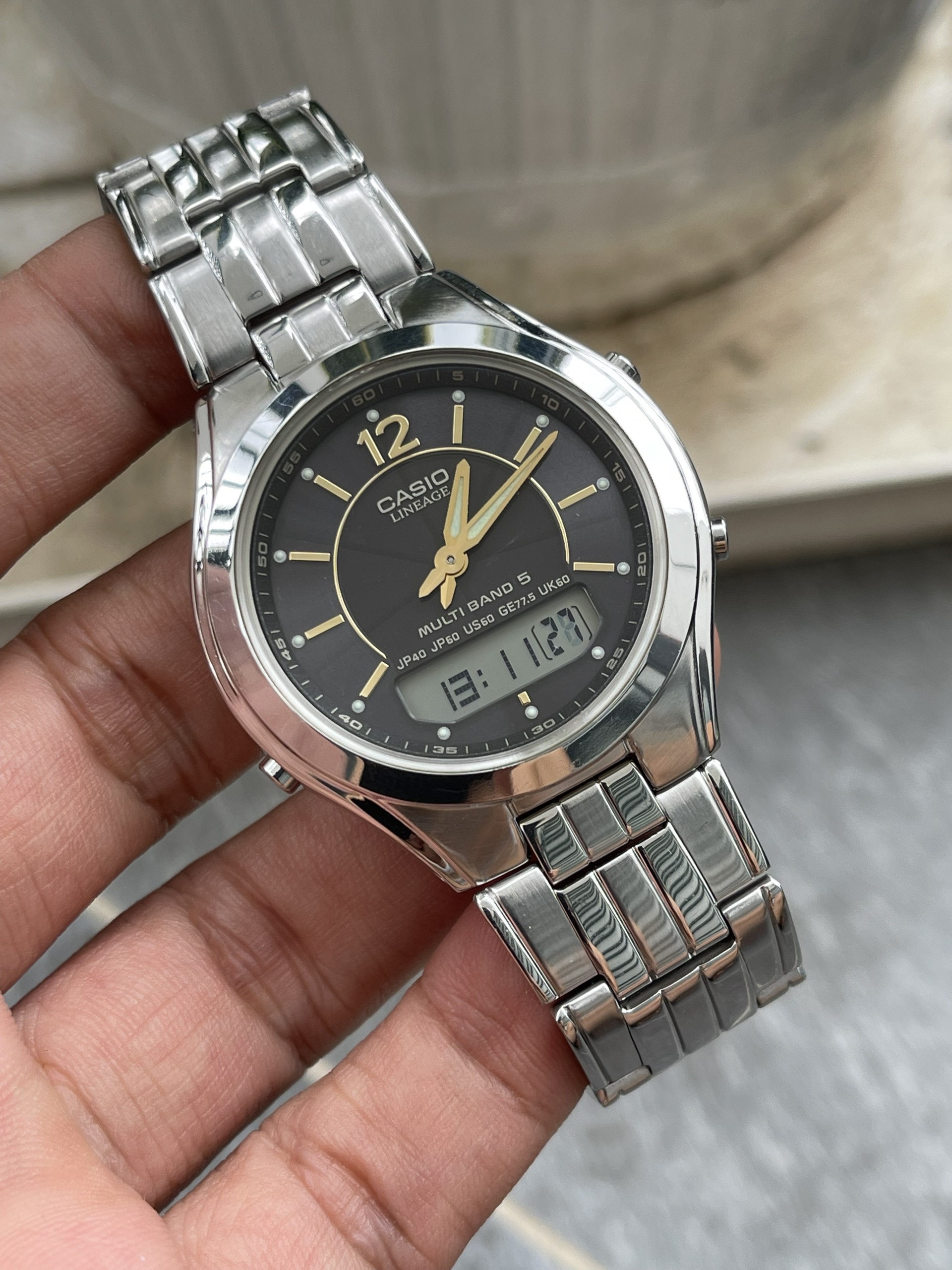 Đồng hồ nữ Citizen X.C cao cấp mặt xám đen kính saphia chạy pin hàng si