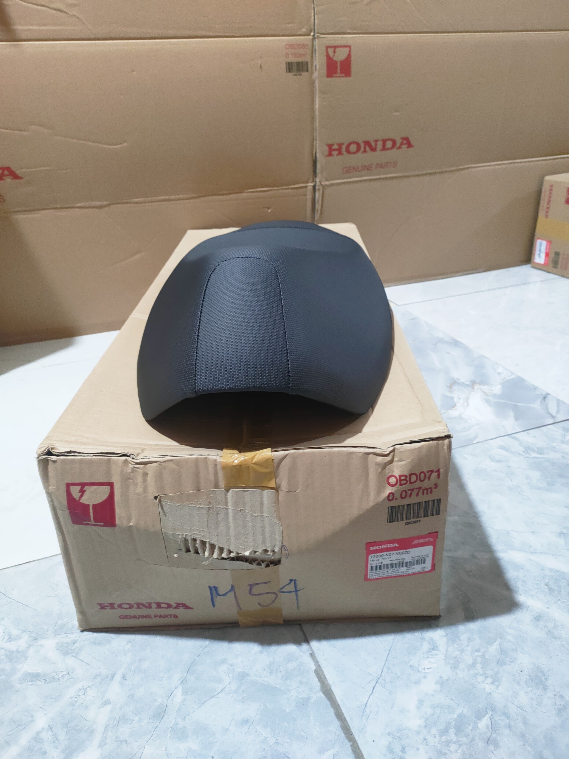 Yên xe Air blade 125 2013-2015 ( 77200K27V00ZD)