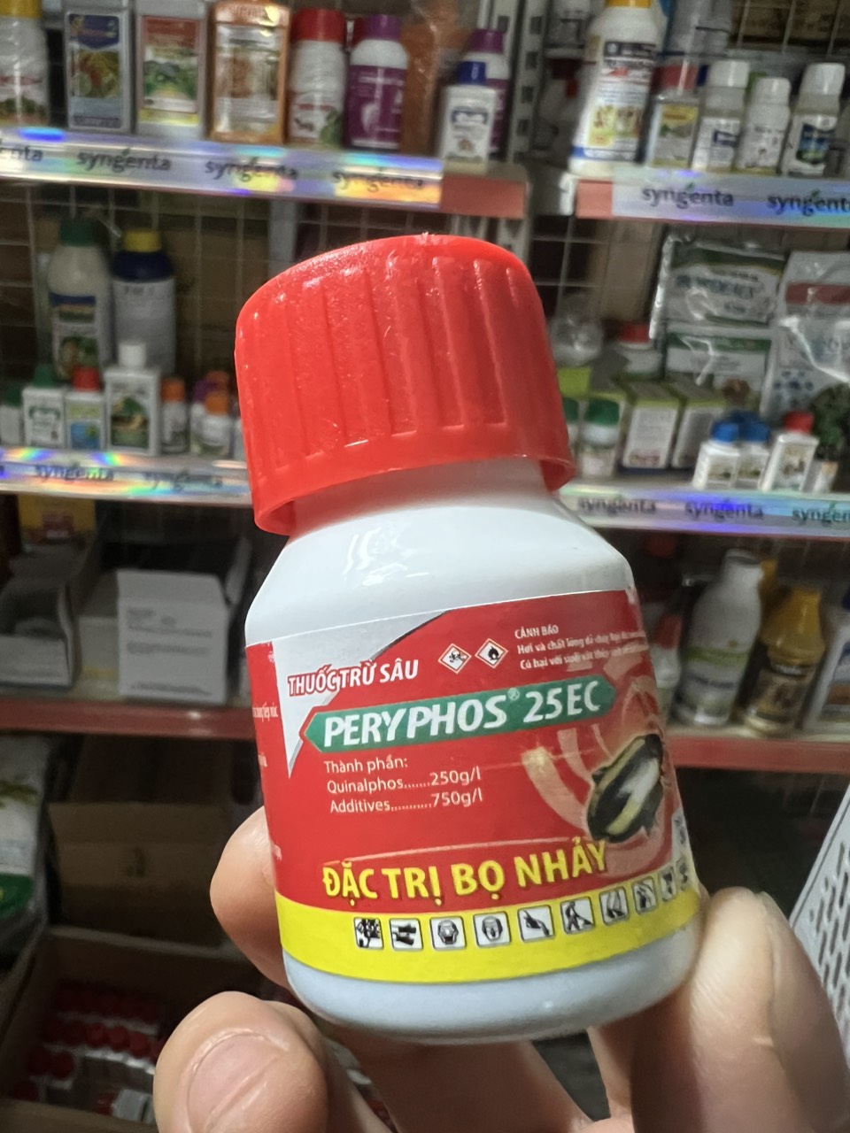 Thuốc trừ sâu Peryphos 25ec trừ bọ nhảy sâu phao
