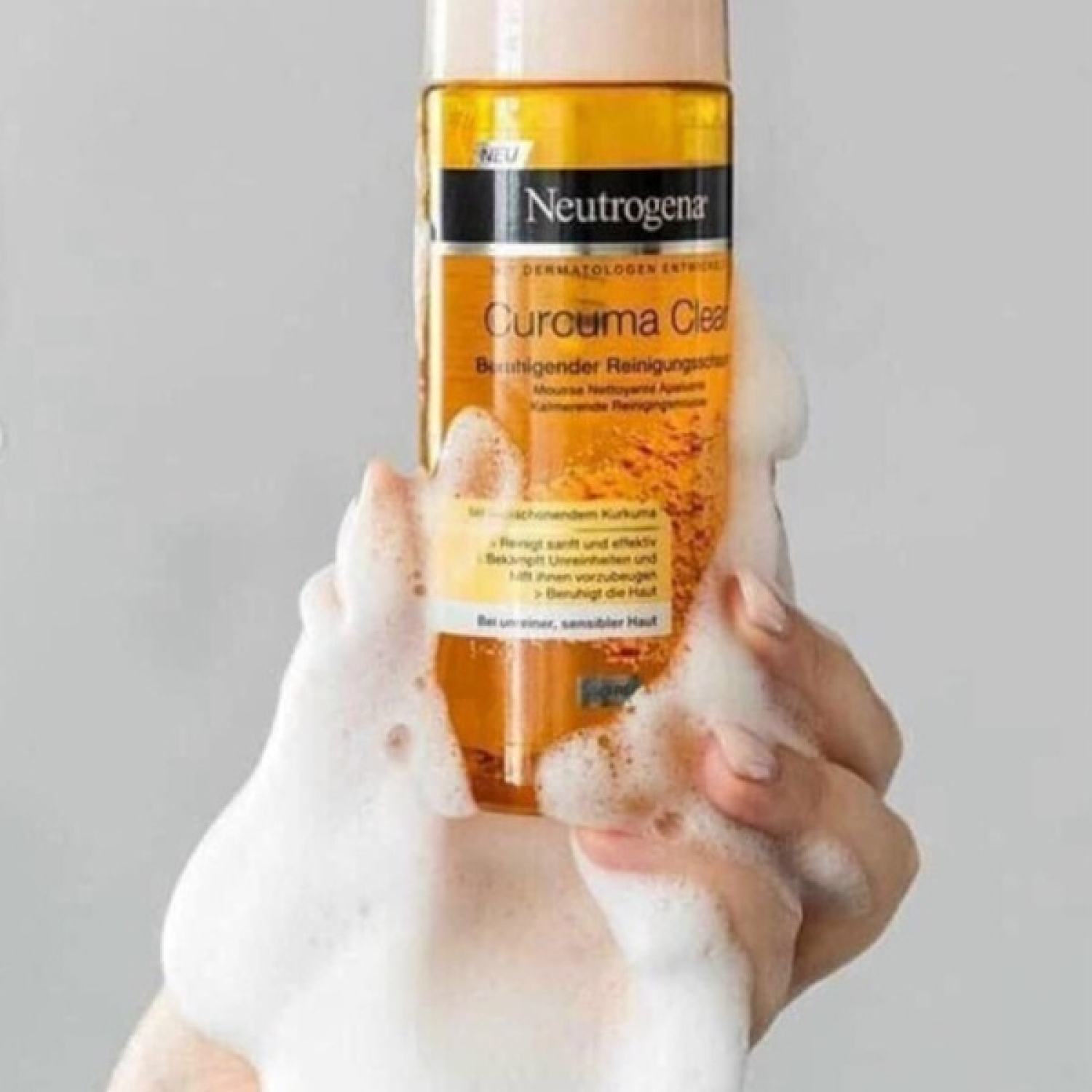 Sữa Rửa Mặt Tạo Bọt Neutrogena Nghệ Curcuma Clear 150ml