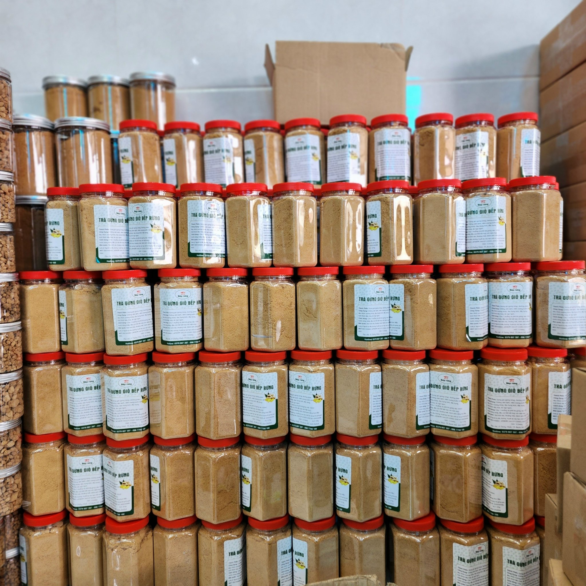 Trà Gừng Gió Bếp Rừng - Hũ 370g