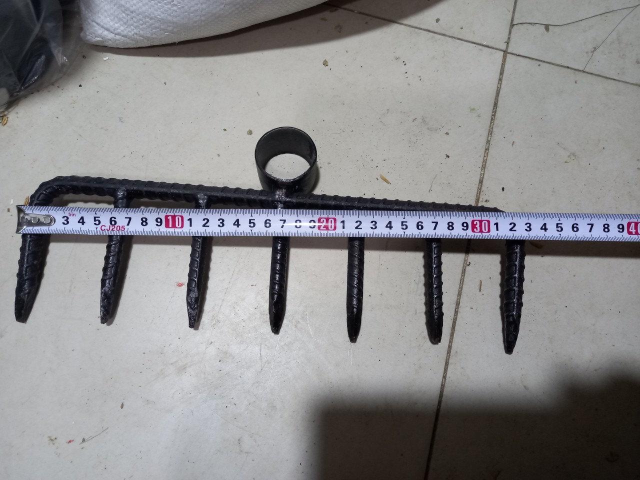 7-Tooth Steel Hoe, Sharp-Toothed Weeder in Various Sizes