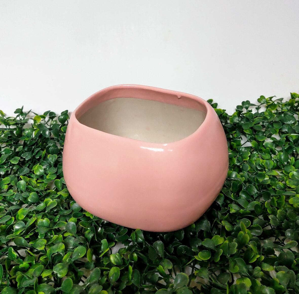 Chậu sứ méo Asa (màu ngẫu nhiên)