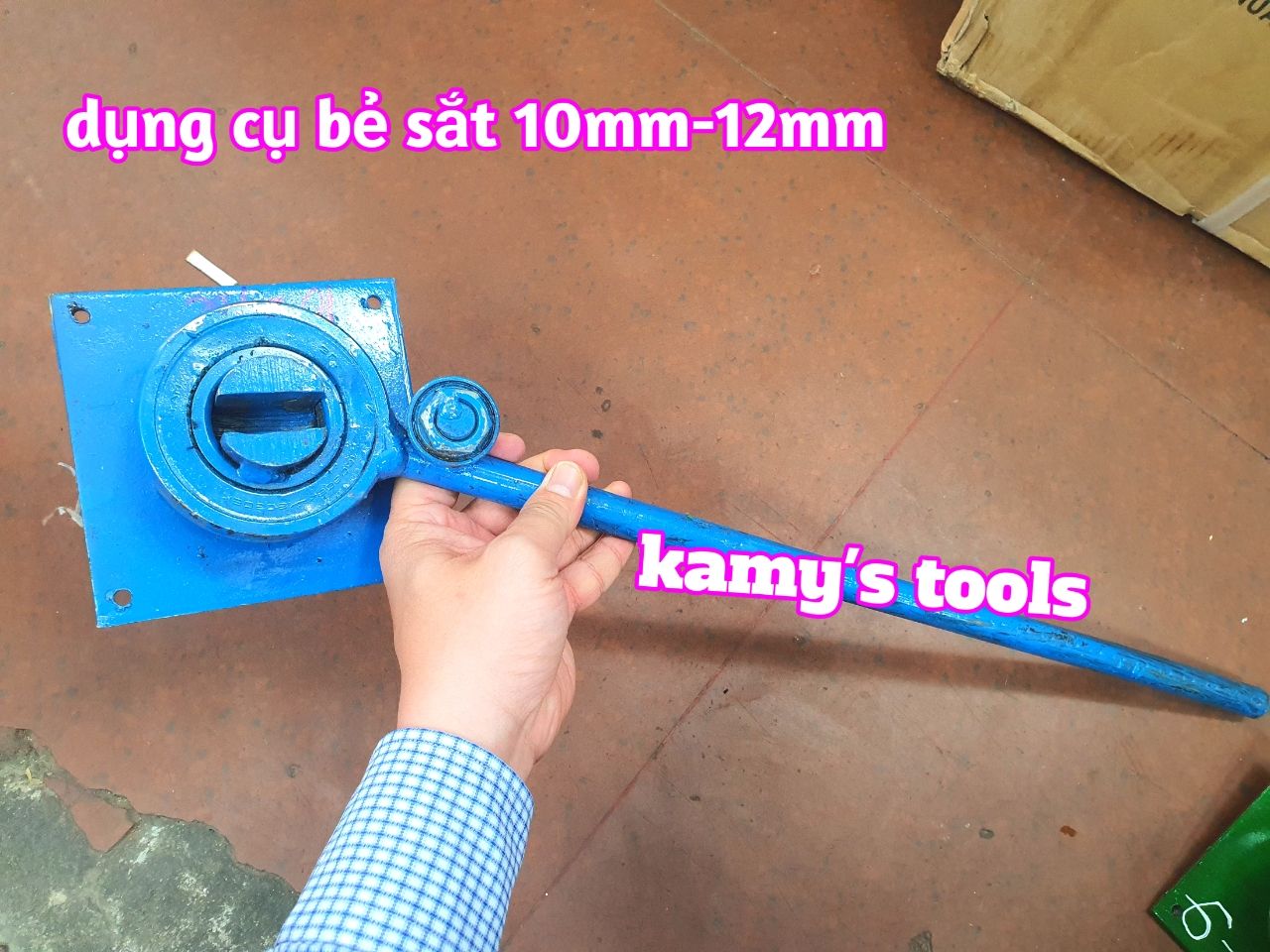 Pliers