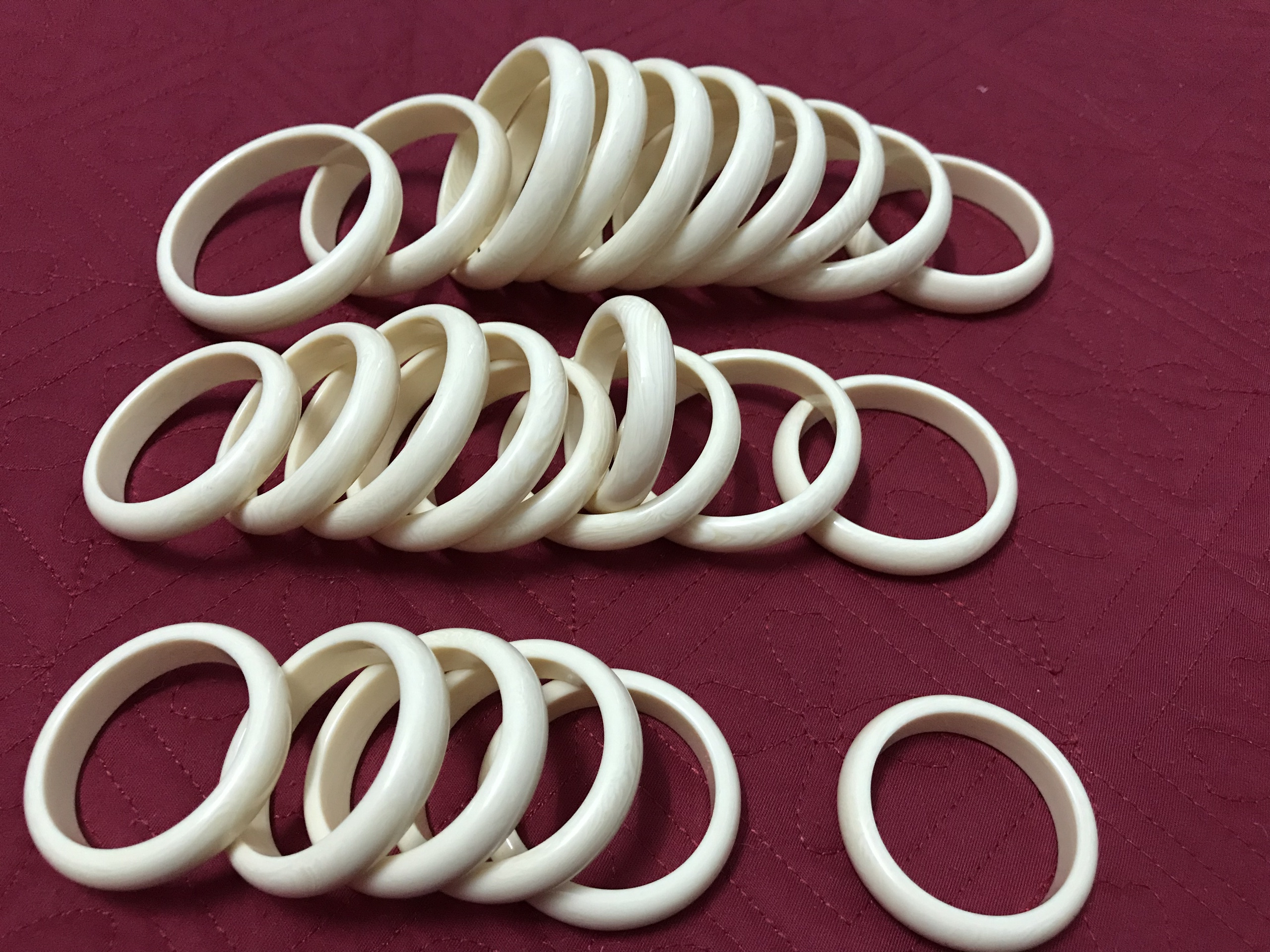 Vòng tay mỹ nghệ Đắk Lắk 10mm