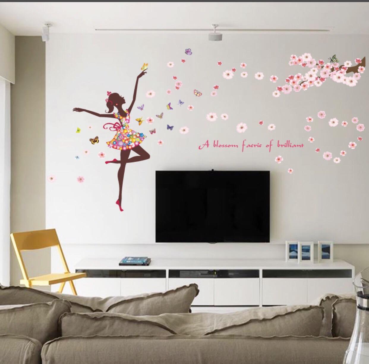 decal dán tường cô gái múa trang trí