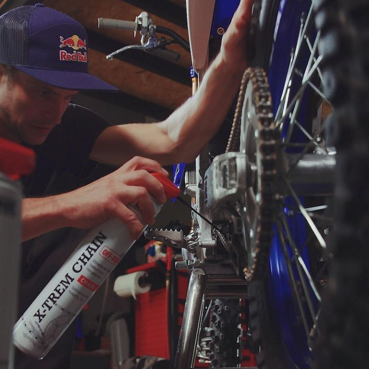 [HCM]Xịt dưỡng sên IPONE Off-road 250ml - Home Motorcycle Workshop