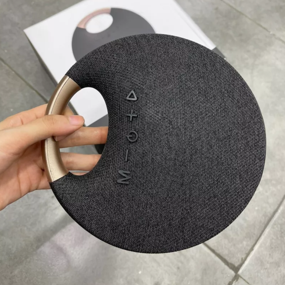 Loa Bluetooth Xách Tay M1 - Loa Bluetooth Không Dây M1 - Bluetooth 5.0 - Hoạt Động Liên Tục 3 Giờ - Chất Âm Chân Thực - Chất Liệu Nhựa ABS Cao Cấp - Loa Nghe Nhạc - Loa Giá Rẻ - Loa Di Đông - Loa Cầm Tay