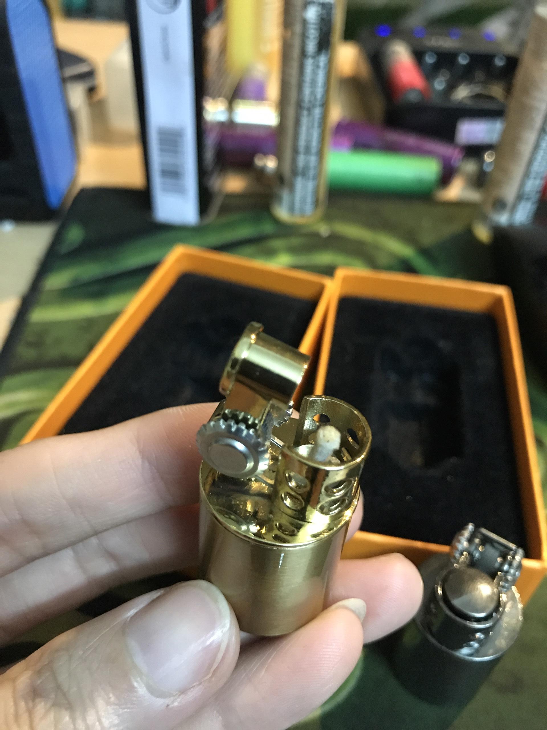 [HCM]Bật Lửa Đá Xăng Brass Kerosene Light - Size Mini 4cm