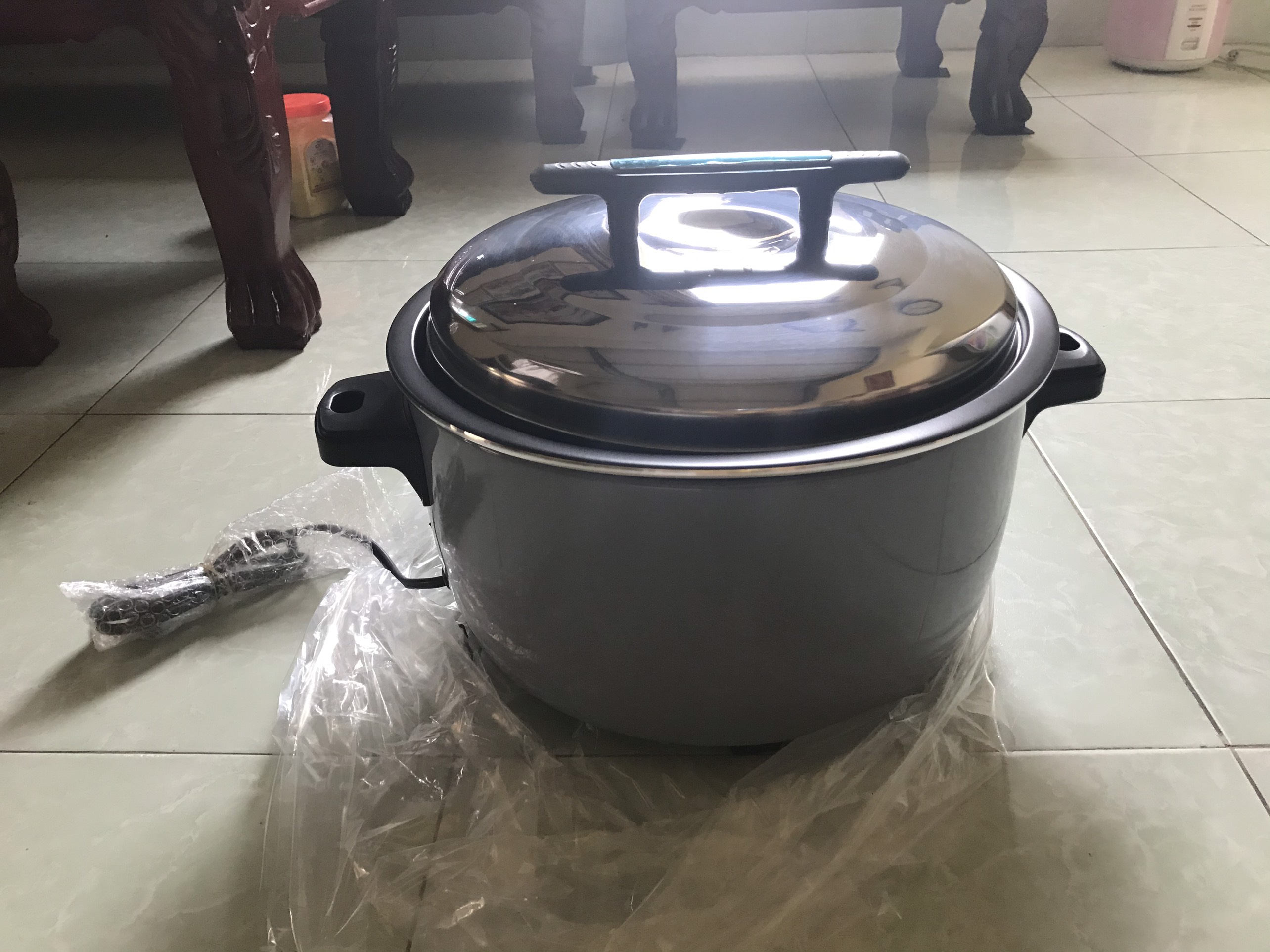 Nồi cơm điện FUJIKA - nồi cơm điện 23lit