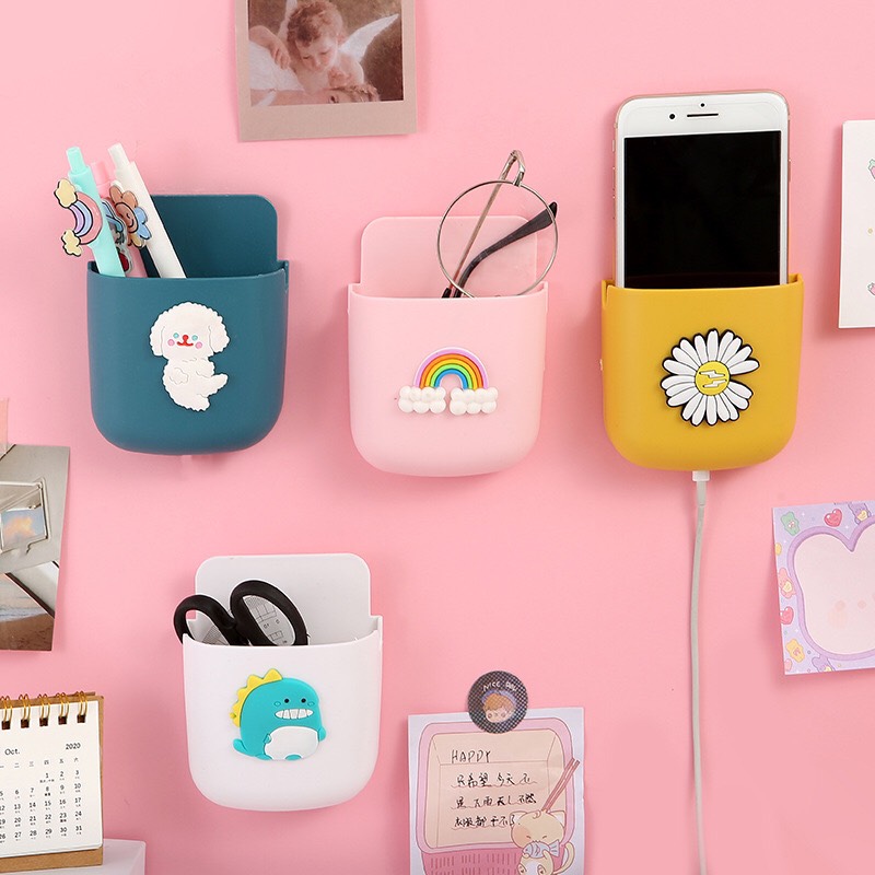 Kệ dán tường tích hợp sạc điện thoại/ hộp đựng điện thoại dán tường sạc pin