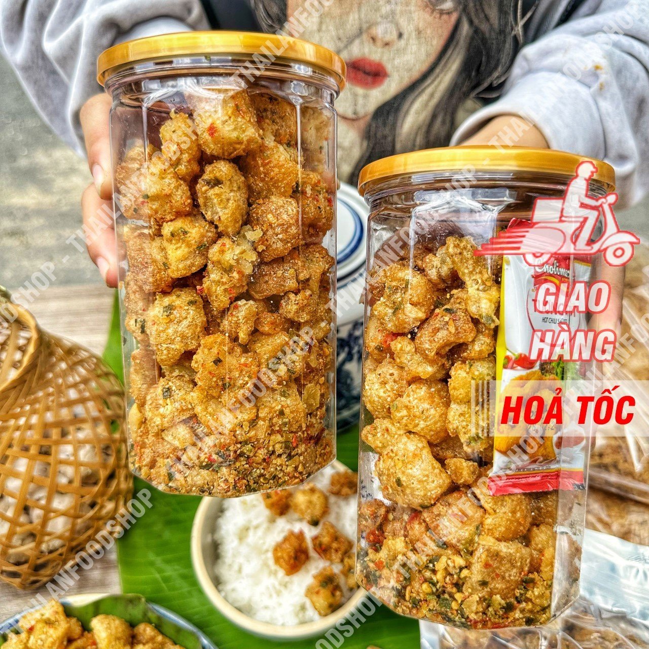 Tóp Mỡ Liền Da Sốt Mắm Hành - Lon 100Gr