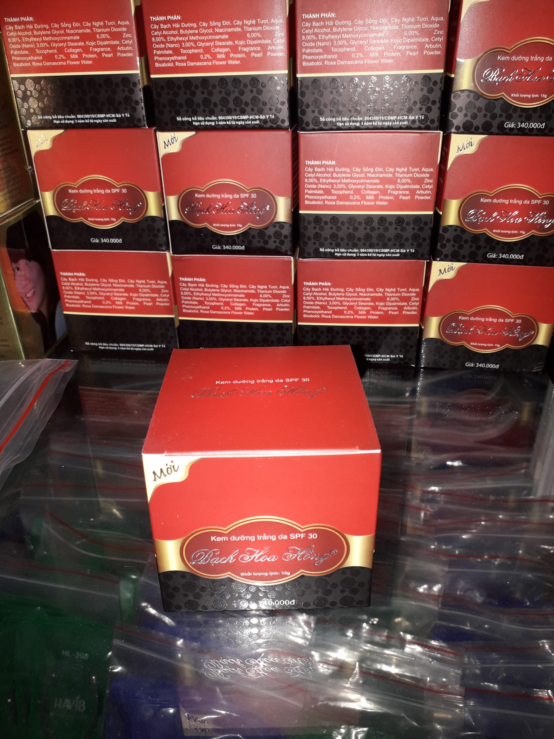 Kem bach hoa hong 15g