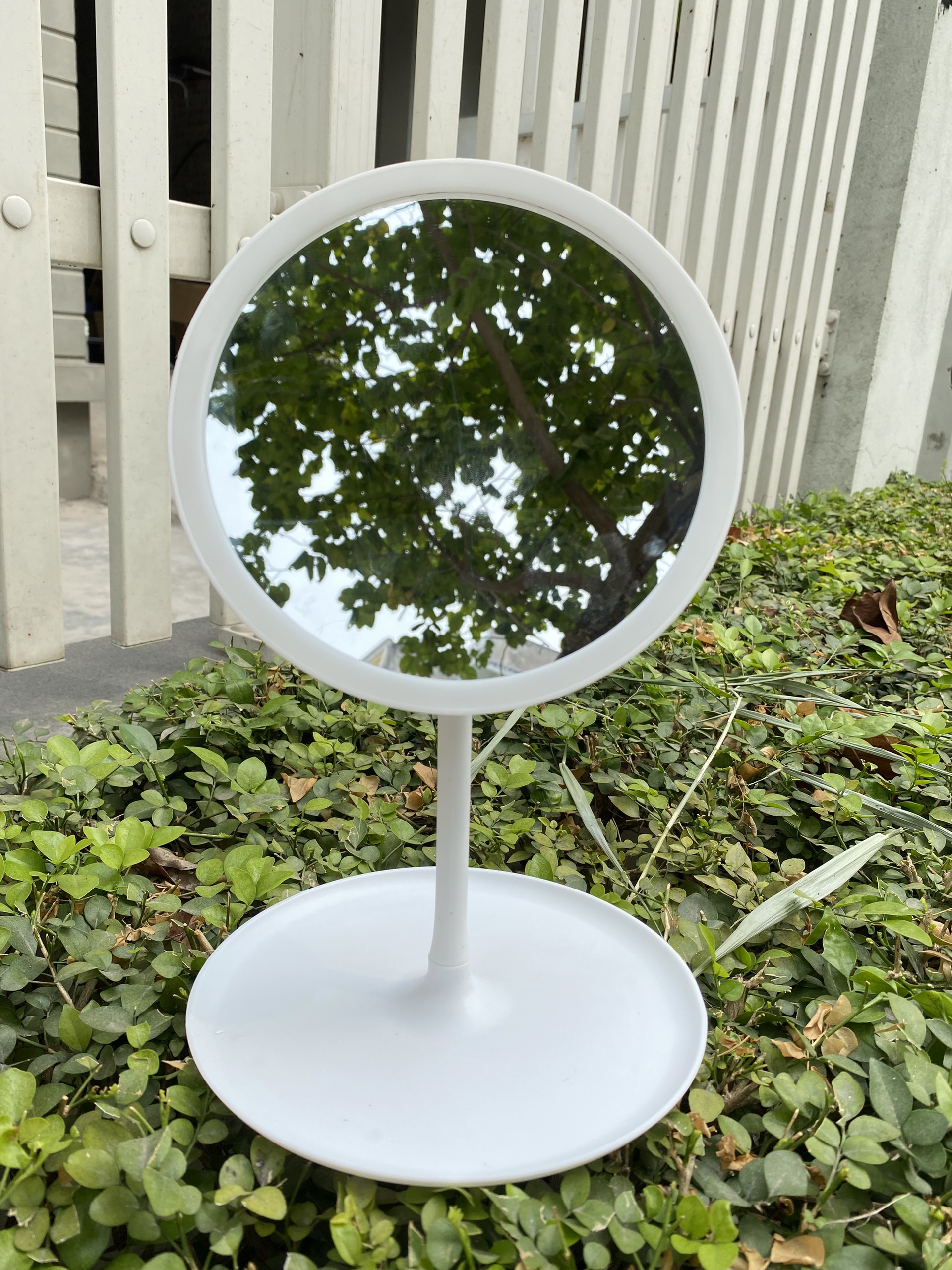 Gương Trang Điểm Tròn Để Bàn Có Đèn Led Cảm Ứng Chế Độ Ánh Sáng Trắng Sạc Điện USB - Gương Thông Minh Có Đèn Cảm Ứng Siêu Lung Linh Magic Makeup Mirror With Sensor Led