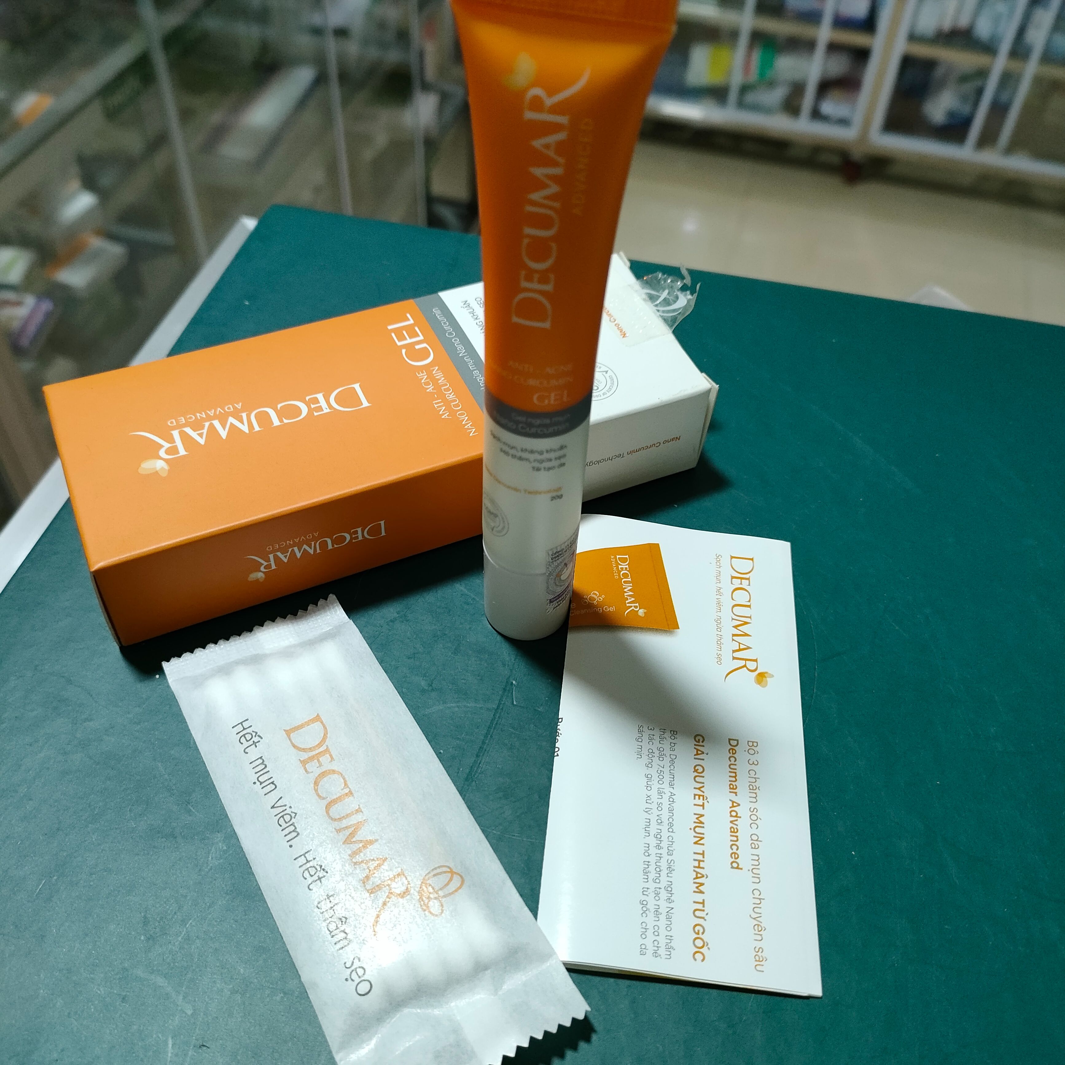 Gel Dercuma kiểm soát nhờn , ngừa mụn