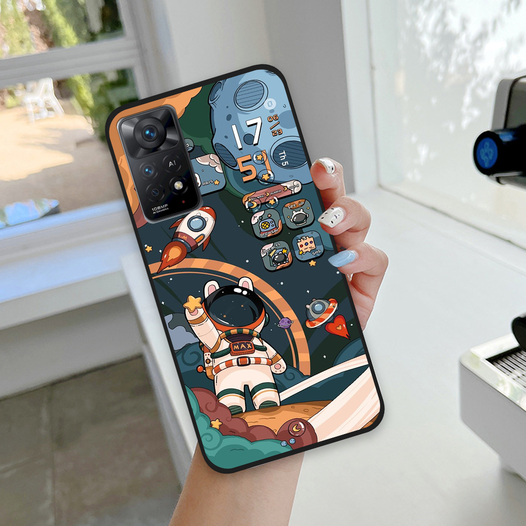 Ốp lưng Xiaomi Redmi Note 11 / Redmi Note 11 Pro / Redmi Note 11S hình vũ trụ, phi hành gia astronaut độc đáo