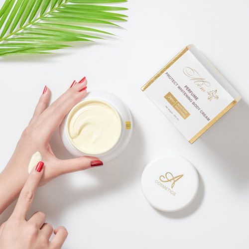 Kem body Mềm nước hoa – Mẫu mới 2020