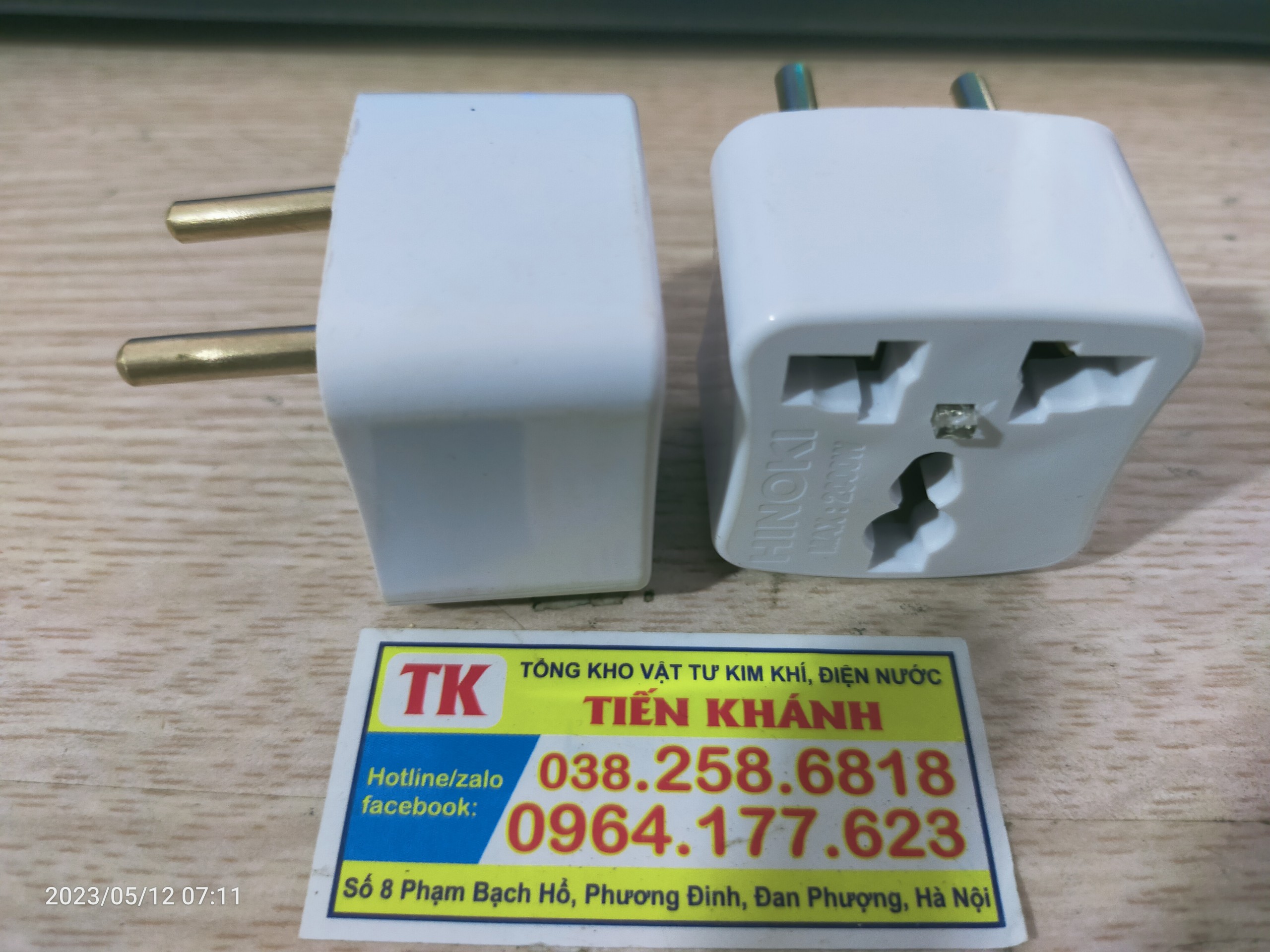 Phích chuyển Chân 2 ra 3