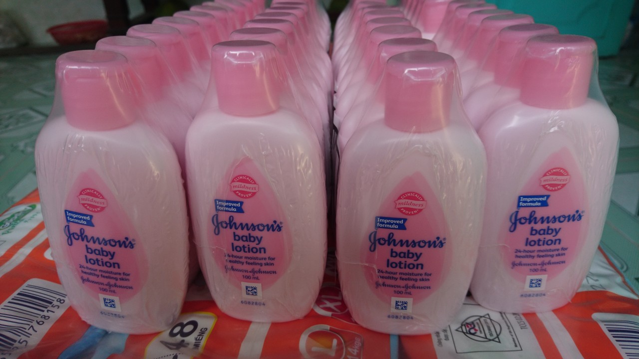 Sữa dưỡng ẩm Johnson's baby lotion 100ml