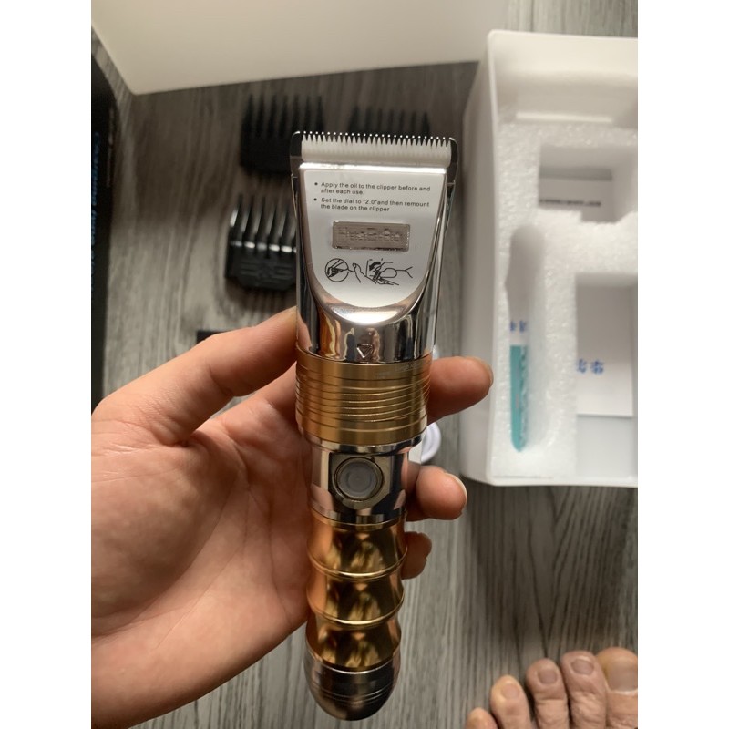 Tông đơ cắt tóc Huaerbo B60