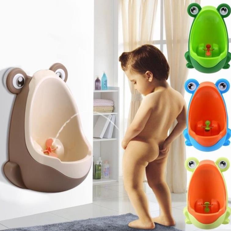 Bô đứng tiểu cho bé trai-B052