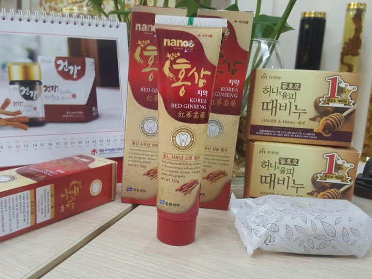 Kem Đánh Răng Hồng Sâm Nano Hàn Quốc 150g
