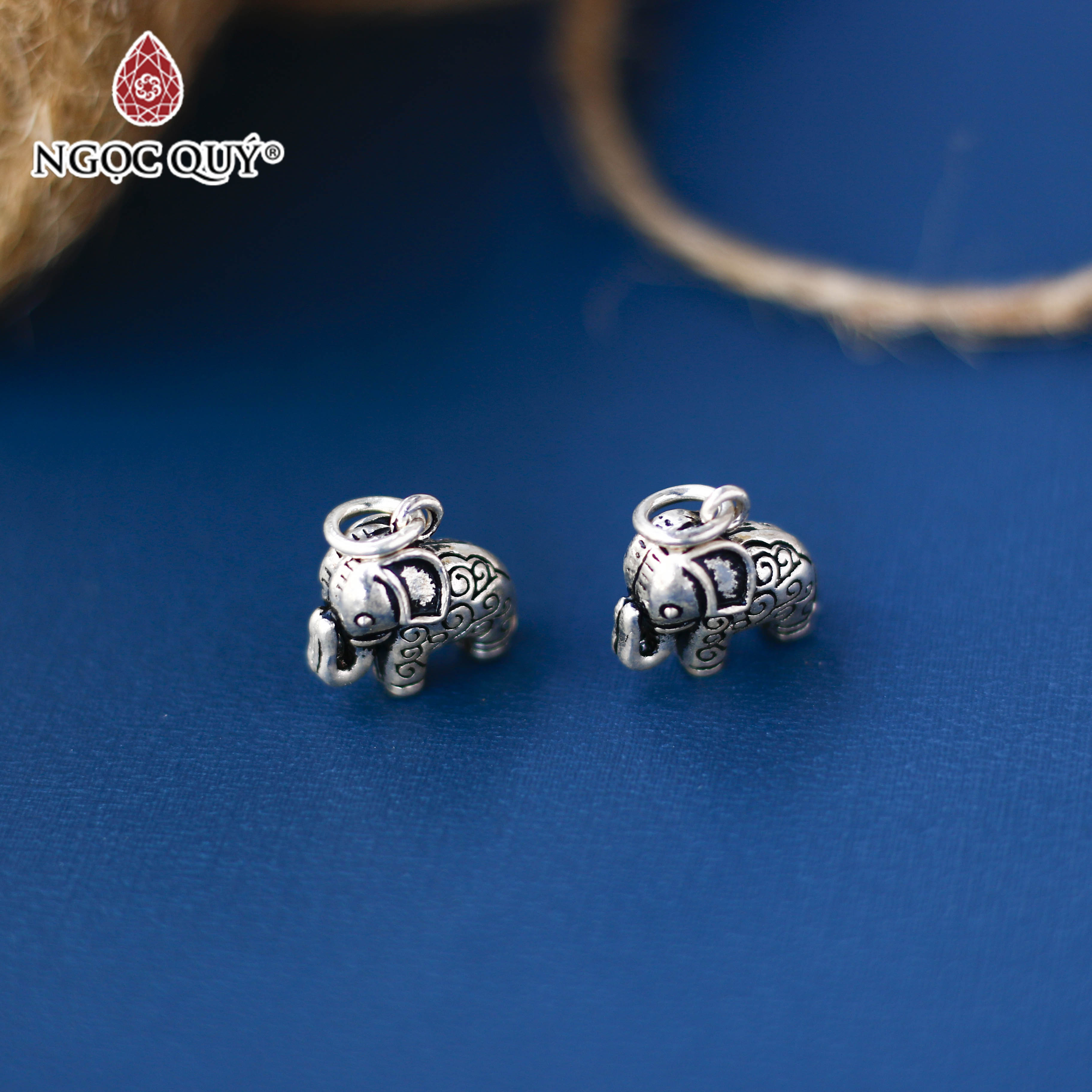 Charm bạc con voi treo - Ngọc Quý Gemstones